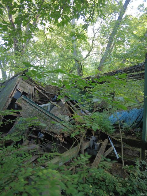 Tiny photo for 845 E 75N Road, Winamac, IN 46996 (MLS # 202537209)