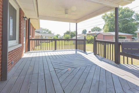 Tiny photo for 314 Riviera Drive, Mount Vernon, IN 47620 (MLS # 202636074)
