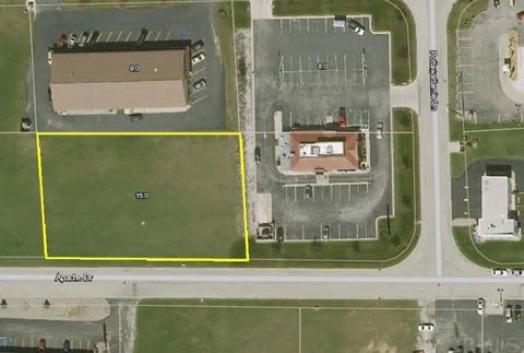 Photo of 222 Apache Drive, Rochester, IN 46975 (MLS # 202207970)