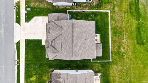 Tiny photo for 3224 Sand Walk Drive, Kokomo, IN 46902 (MLS # 202618168)