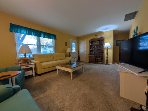 Tiny photo for 2005 Jerry Street, Vincennes, IN 47591 (MLS # 202643760)