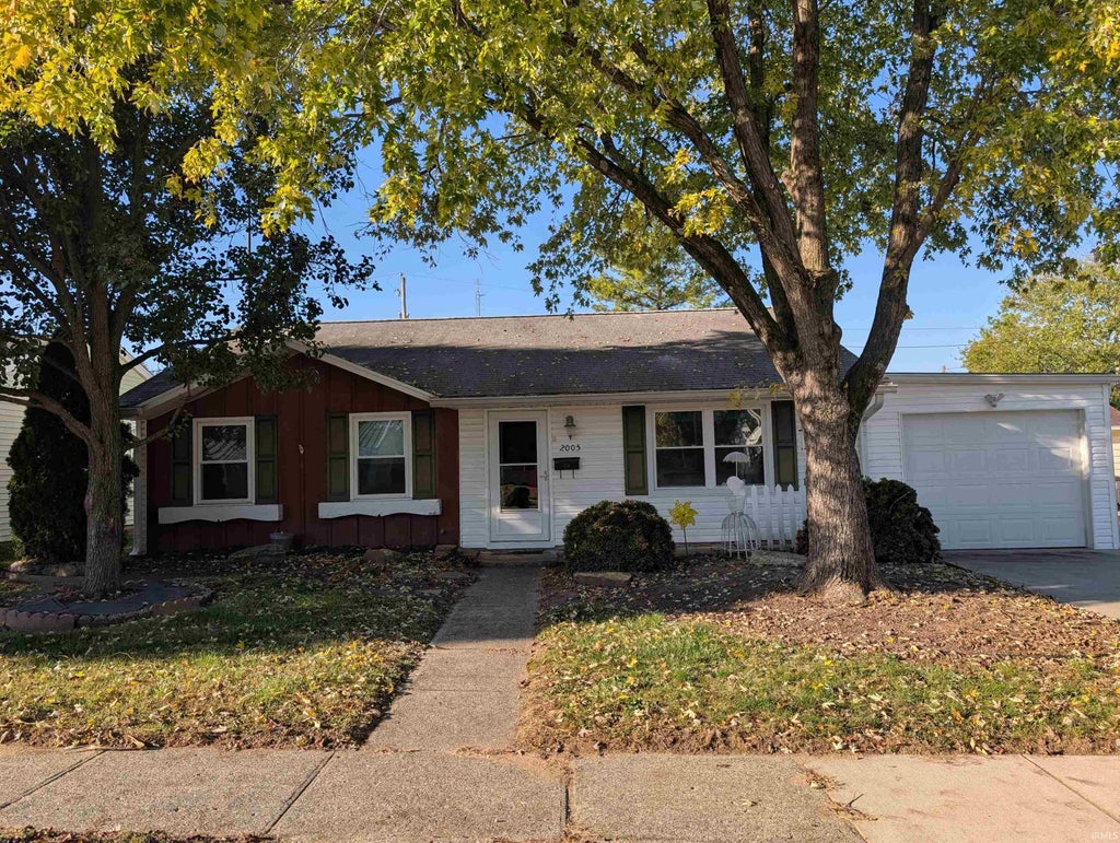 Photo of 2005 Jerry Street, Vincennes, IN 47591 (MLS # 202643760)