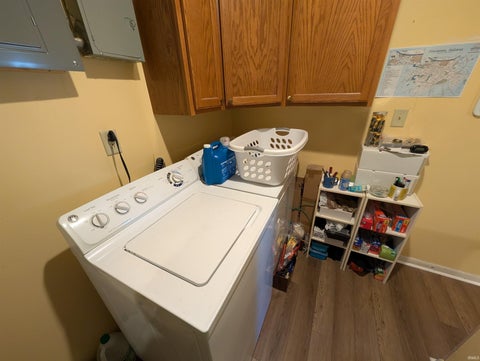 Tiny photo for 2005 Jerry Street, Vincennes, IN 47591 (MLS # 202643760)