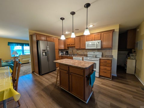Tiny photo for 2005 Jerry Street, Vincennes, IN 47591 (MLS # 202643760)