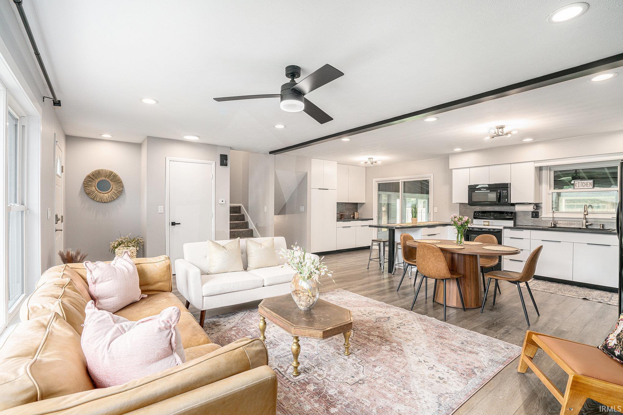 Goshen, Indiana 46526, United States, 5 Bedrooms Bedrooms, ,2 BathroomsBathrooms,Residential,Active,129199