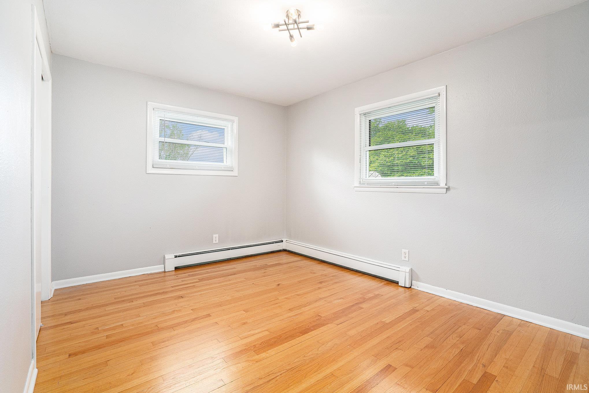 Goshen, Indiana 46526, United States, 5 Bedrooms Bedrooms, ,2 BathroomsBathrooms,Residential,Active,129199