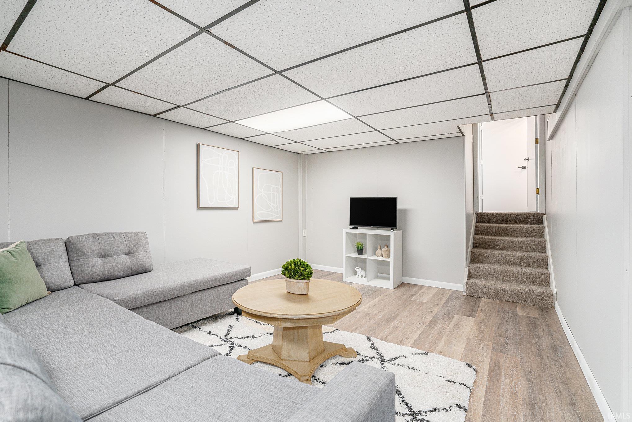 Goshen, Indiana 46526, United States, 5 Bedrooms Bedrooms, ,2 BathroomsBathrooms,Residential,Active,129199