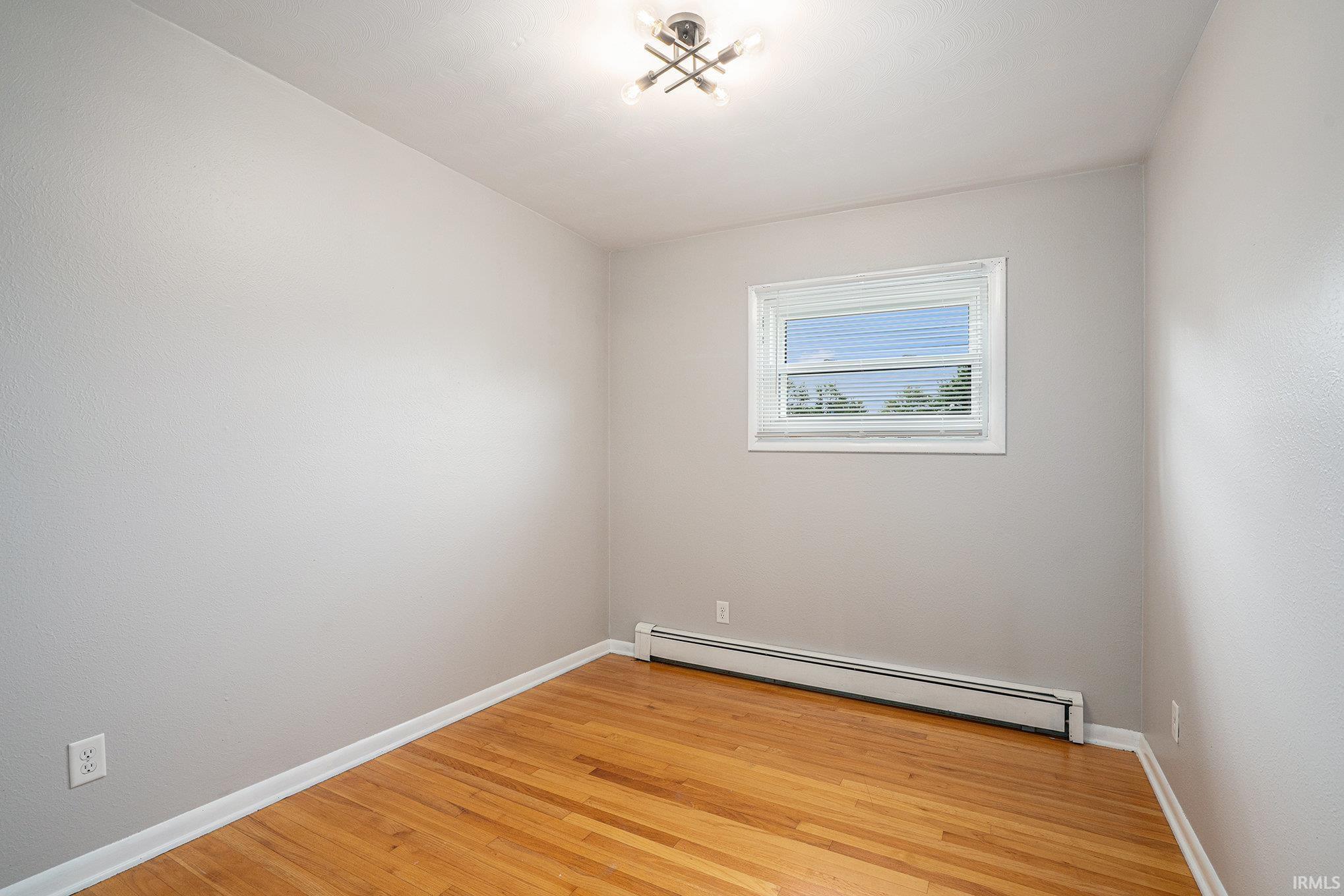 Goshen, Indiana 46526, United States, 5 Bedrooms Bedrooms, ,2 BathroomsBathrooms,Residential,Active,129199