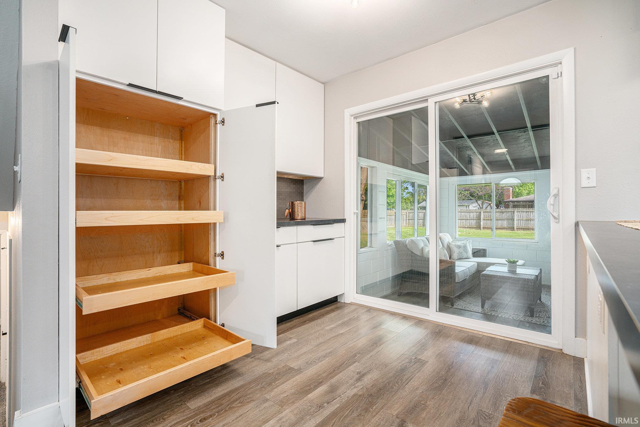 Goshen, Indiana 46526, United States, 5 Bedrooms Bedrooms, ,2 BathroomsBathrooms,Residential,Active,129199