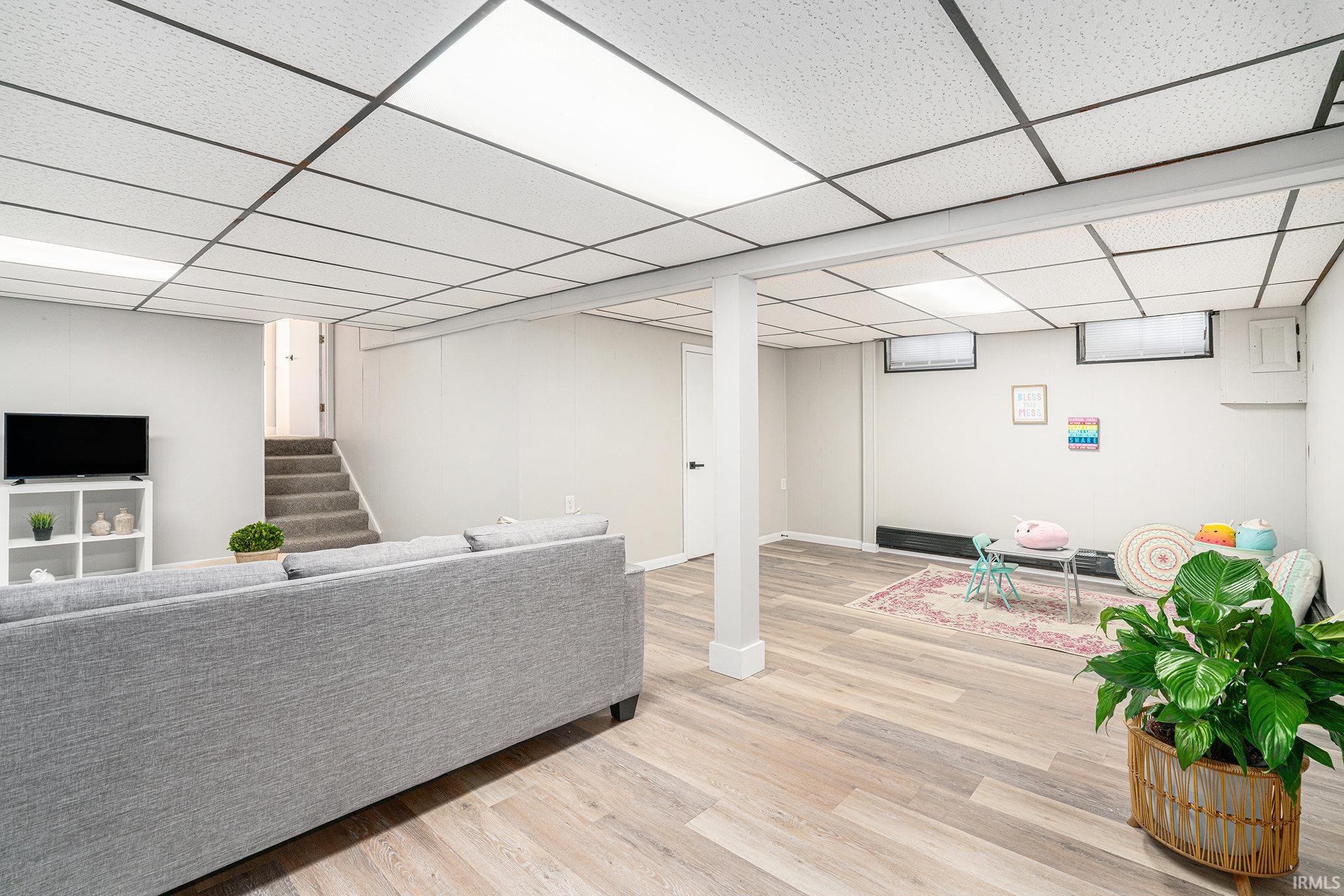 Goshen, Indiana 46526, United States, 5 Bedrooms Bedrooms, ,2 BathroomsBathrooms,Residential,Active,129199