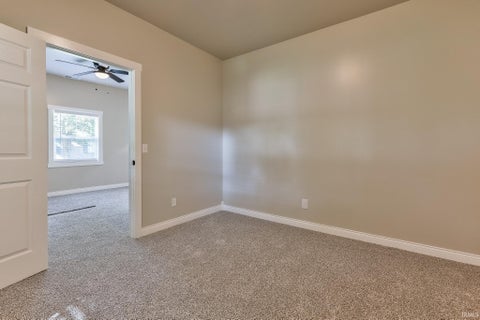 Tiny photo for 2605 N Kentucky Avenue, Evansville, IN 47711 (MLS # 202639257)