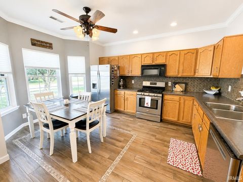 Tiny photo for 713 Highland Springs Court, Kokomo, IN 46902 (MLS # 202627401)