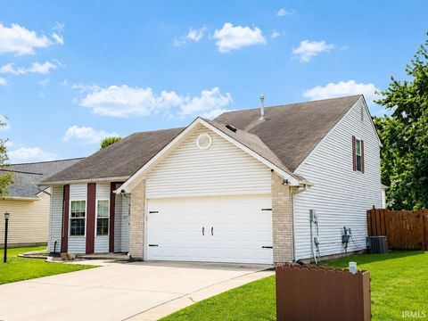 Tiny photo for 713 Highland Springs Court, Kokomo, IN 46902 (MLS # 202627401)