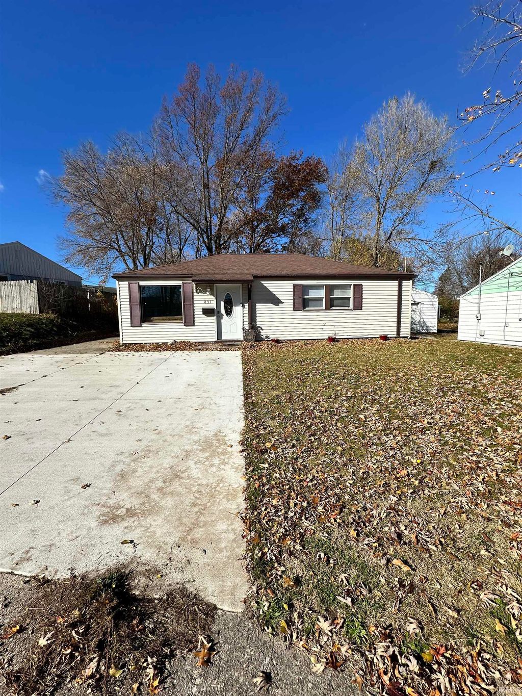 Photo of 831 Lancaster Drive, South Bend, IN 46614 (MLS # 202547097)
