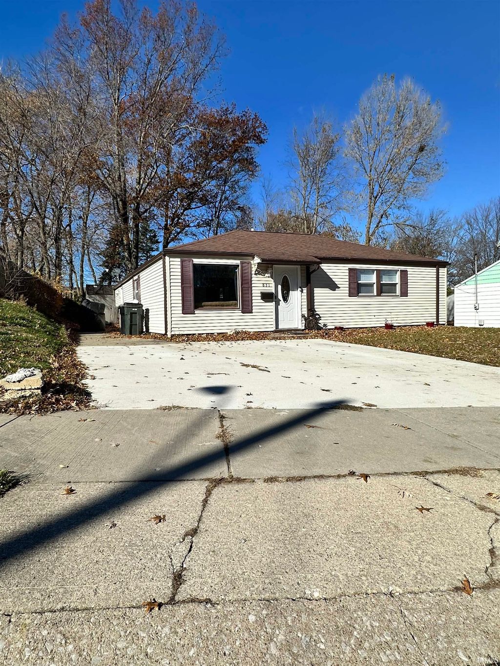 Photo of 831 Lancaster Drive, South Bend, IN 46614 (MLS # 202547097)
