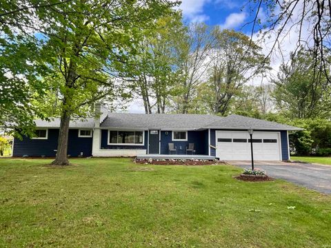 Photo of 7417 Granada Drive, Fort Wayne, IN 46835 (MLS # 202618377)
