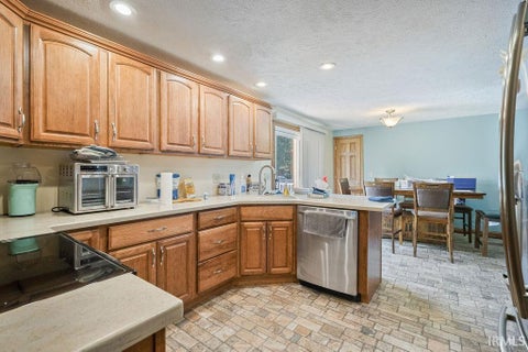 Tiny photo for 522 Branded Boulevard, Kokomo, IN 46901 (MLS # 202644078)