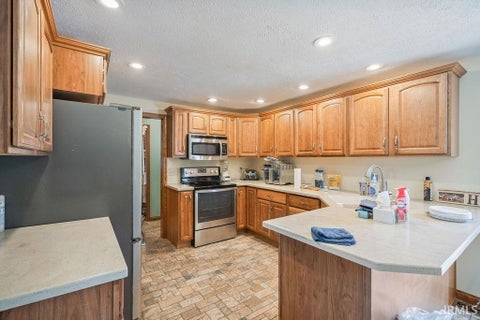 Tiny photo for 522 Branded Boulevard, Kokomo, IN 46901 (MLS # 202644078)