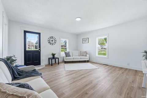 Tiny photo for 216 E Gertrude Street, Kendallville, IN 46755 (MLS # 202616408)