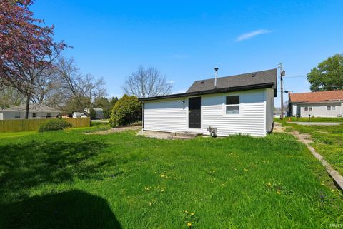 Tiny photo for 216 E Gertrude Street, Kendallville, IN 46755 (MLS # 202616408)
