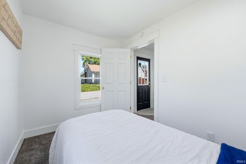 Tiny photo for 216 E Gertrude Street, Kendallville, IN 46755 (MLS # 202616408)