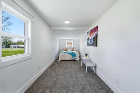 Tiny photo for 216 E Gertrude Street, Kendallville, IN 46755 (MLS # 202616408)