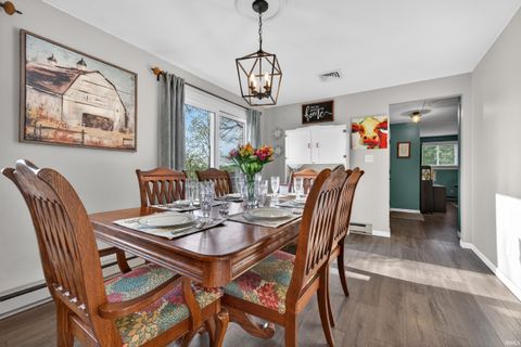 Tiny photo for 3540 E 300 NORTH Road, Marion, IN 46952 (MLS # 202618523)