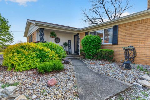 Tiny photo for 3540 E 300 NORTH Road, Marion, IN 46952 (MLS # 202618523)