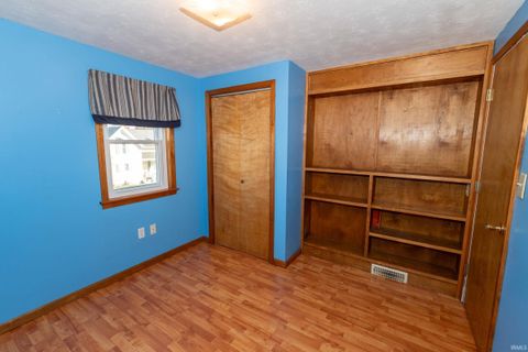Tiny photo for 403 W 7th Street, Mishawaka, IN 46544 (MLS # 202541350)