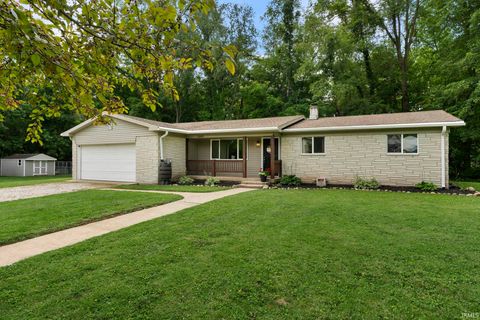 Photo of 3299 N 925 W, Delphi, IN 46923 (MLS # 202625387)
