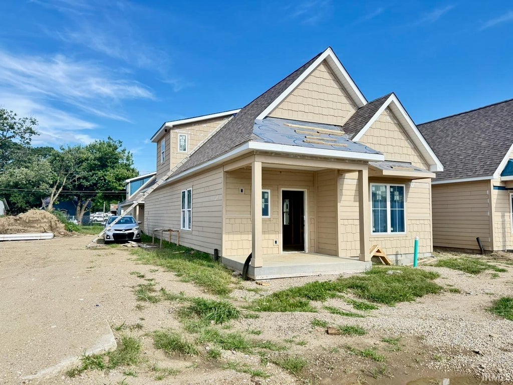 Photo of 1590 W North Street, Muncie, IN 47304 (MLS # 202634083)