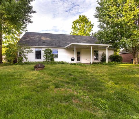 Tiny photo for 323 E Evergreen Road, Evansville, IN 47711 (MLS # 202617573)