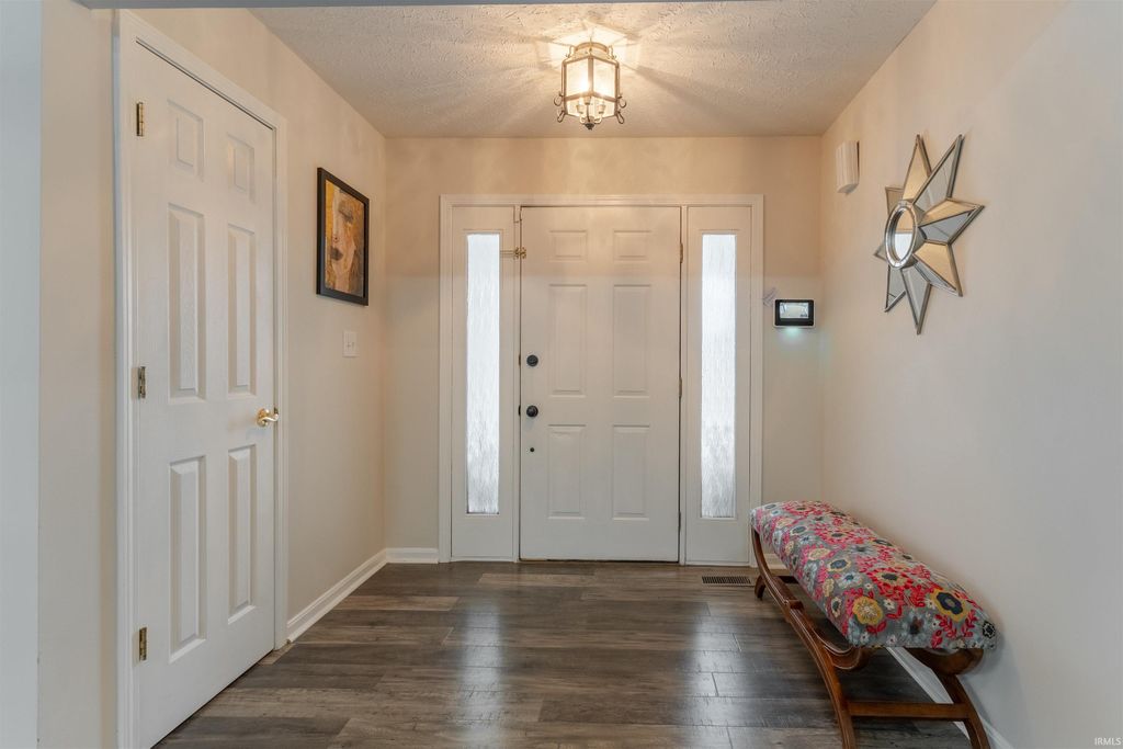 Photo of 8848 Clear Creek Drive, Evansville, IN 47711 (MLS # 202611611)