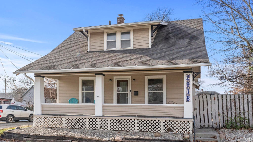 Photo of 2818 Beaver Avenue, Fort Wayne, IN 46807 (MLS # 202644377)