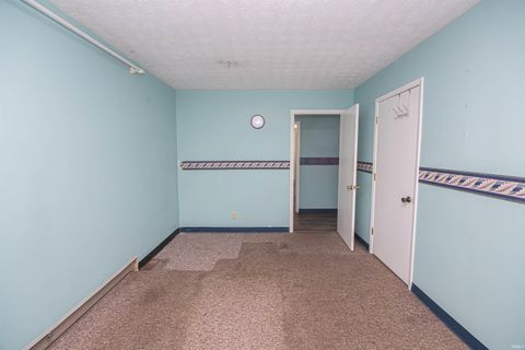 Tiny photo for 1724 Main Street, Lafayette, IN 47904 (MLS # 202538057)