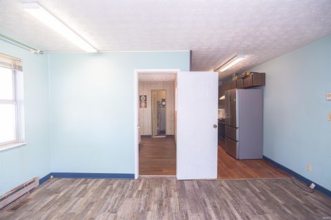 Tiny photo for 1724 Main Street, Lafayette, IN 47904 (MLS # 202538057)
