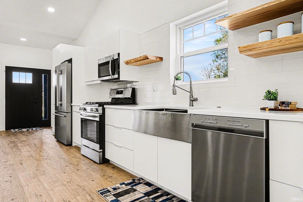 Photo of 52736 Rachael Court, Middlebury, IN 46540 (MLS # 202615224)