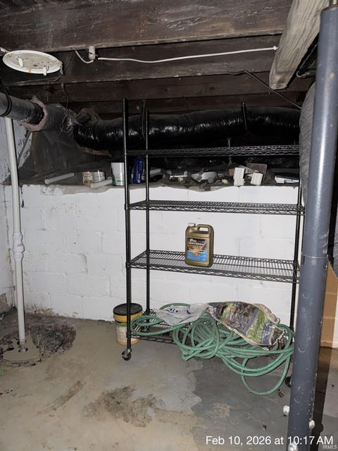 Tiny photo for 603 E North Street, Kokomo, IN 46901 (MLS # 202619136)