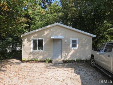 Tiny photo for 314 Tyler Avenue, Peru, IN 46970 (MLS # 202537595)