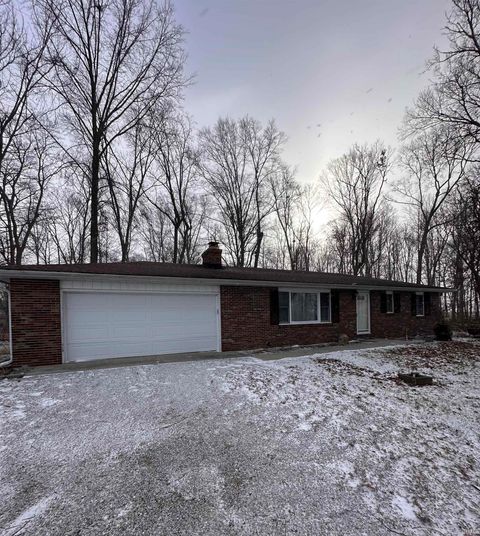 Tiny photo for 11909 S County Road 800 E, Galveston, IN 46932 (MLS # 202549869)