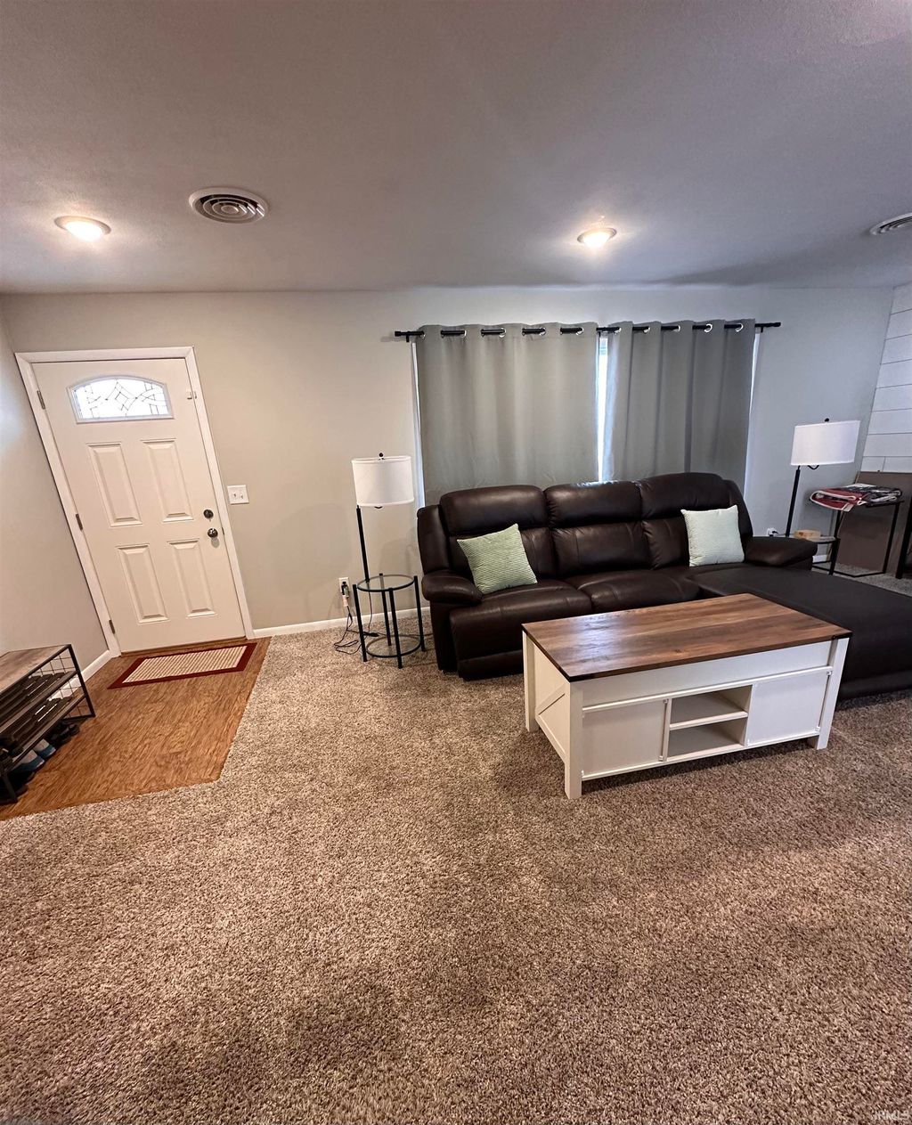 Photo of 11909 S County Road 800 E, Galveston, IN 46932 (MLS # 202549869)