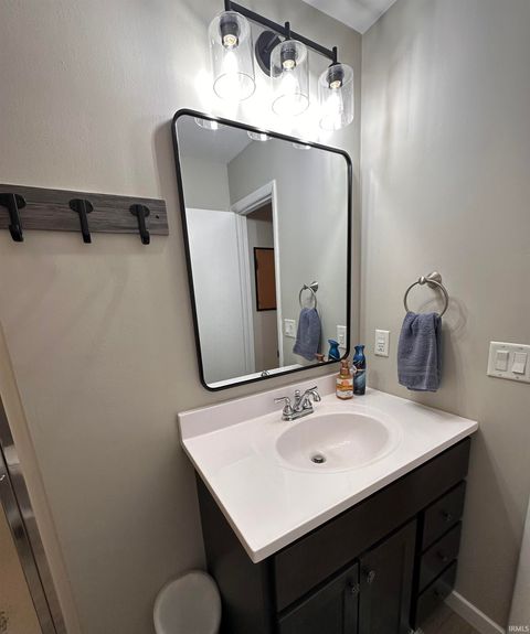 Tiny photo for 11909 S County Road 800 E, Galveston, IN 46932 (MLS # 202549869)