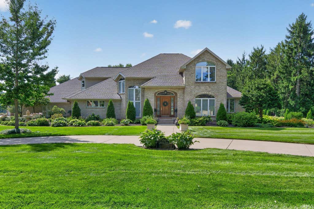 Photo of 51593 Norwich Drive, Granger, IN 46530 (MLS # 202634483)