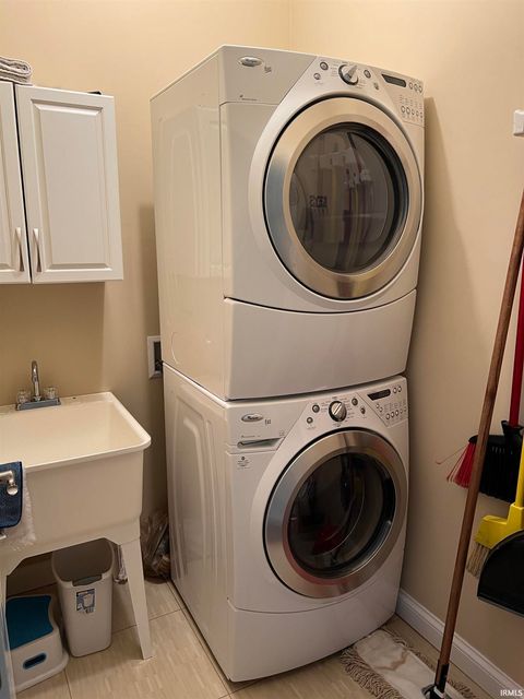 Tiny photo for 1620 Colonial Drive, Rochester, IN 46975 (MLS # 202609785)