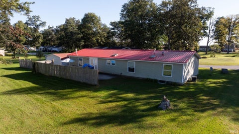 Tiny photo for 4036 N Raccoon Circle, Monticello, IN 47960 (MLS # 202641739)