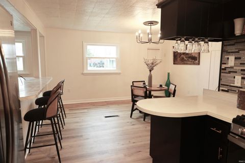 Tiny photo for 4908 ALGONQUIN Trail, Kokomo, IN 46902 (MLS # 202607888)