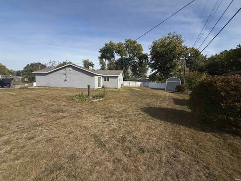 Tiny photo for 907 WINGRA Court, Kokomo, IN 46902 (MLS # 202541099)