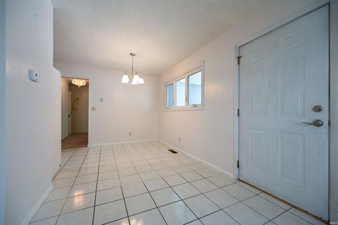 Tiny photo for 907 WINGRA Court, Kokomo, IN 46902 (MLS # 202541099)