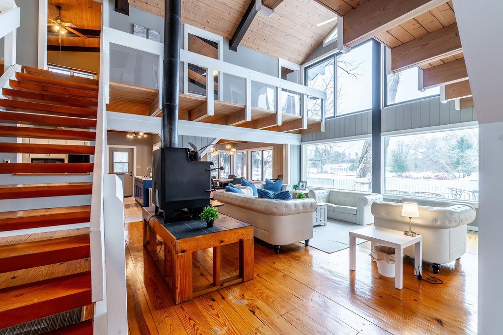 Photo of 4685 W Nevada Mills Road, Angola, IN 46703 (MLS # 202608829)