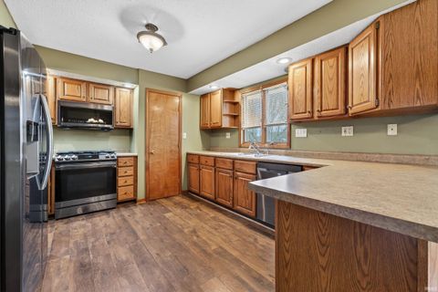 Tiny photo for 406 Santa Fe Boulevard, Kokomo, IN 46901 (MLS # 202609531)